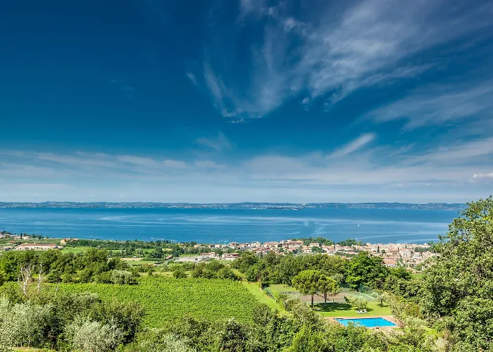 Quercia Belvedere Relais Фермерский дом *