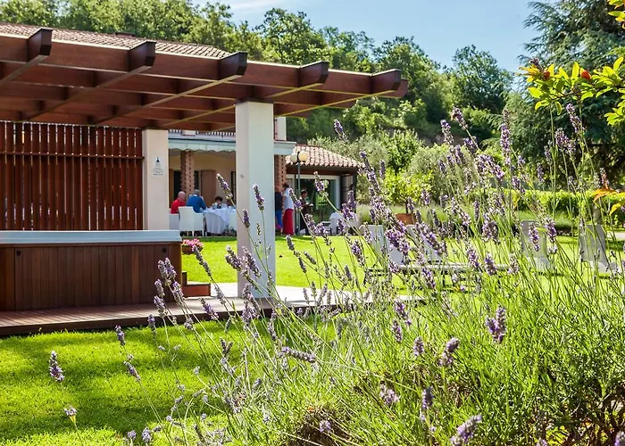 Фермерский дом Quercia Belvedere Relais Бардолино