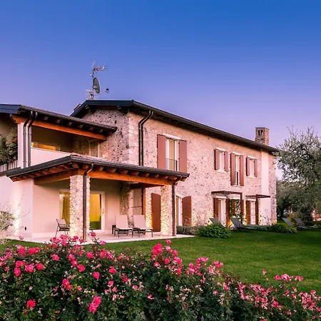 Lantgård Quercia Belvedere Relais