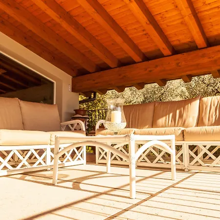 Quercia Belvedere Relais בית חווה *