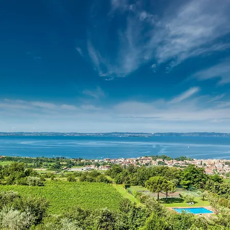 Quercia Belvedere Relais בית חווה *