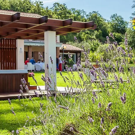 Κατάλυμα σε φάρμα Quercia Belvedere Relais Μπαρντολίνο