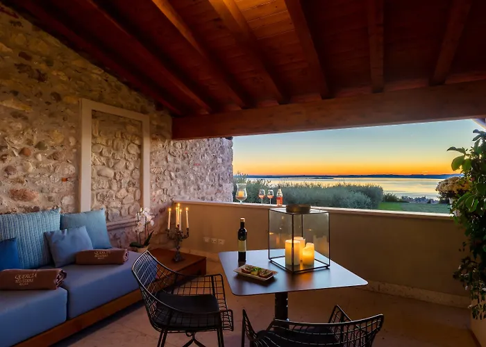 Фермерський будинок Quercia Belvedere Relais Бардоліно