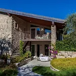 Lantgård Quercia Belvedere Relais *