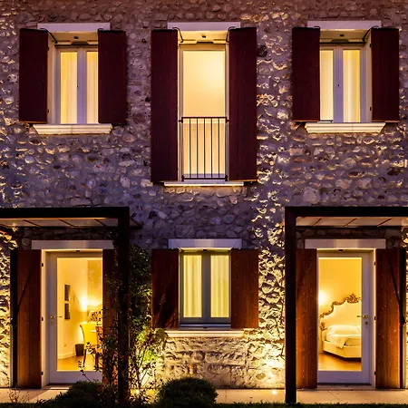 Quercia Belvedere Relais Lantgård *